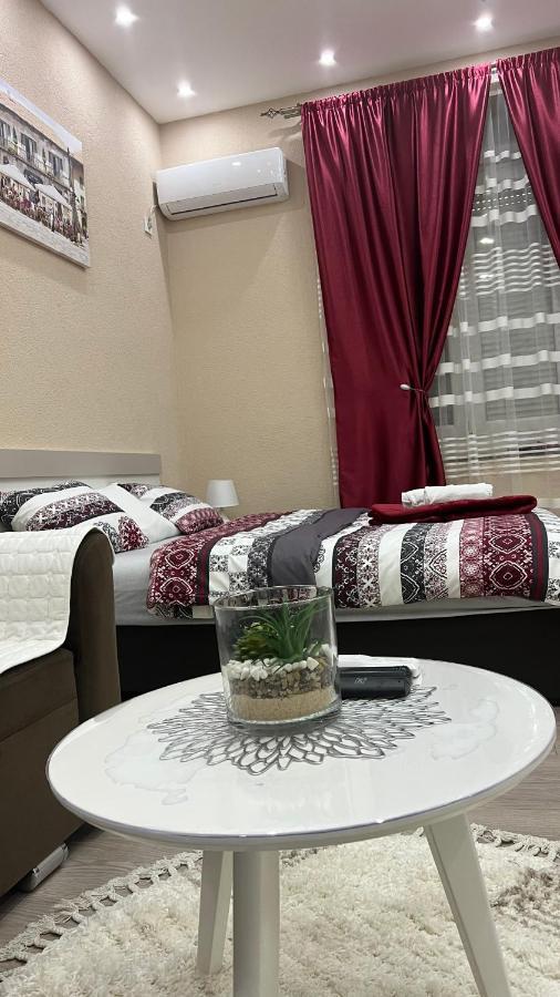 Apartment Downtown Podgorica Luaran gambar